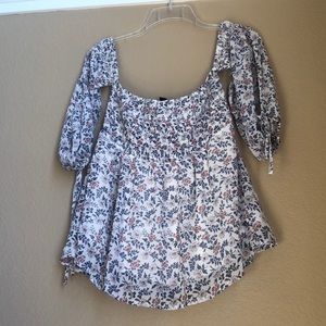 American Eagle Flowy off the shoulder top